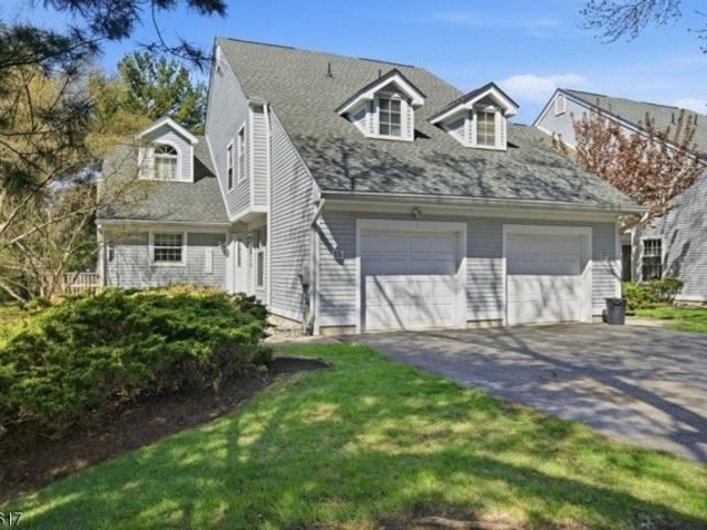 Century Ct, Montville Township, Condo For Sale