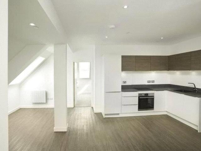 Century Court, Millennium Way. 1 bed flat to rent £1,270 pcm £293 pw