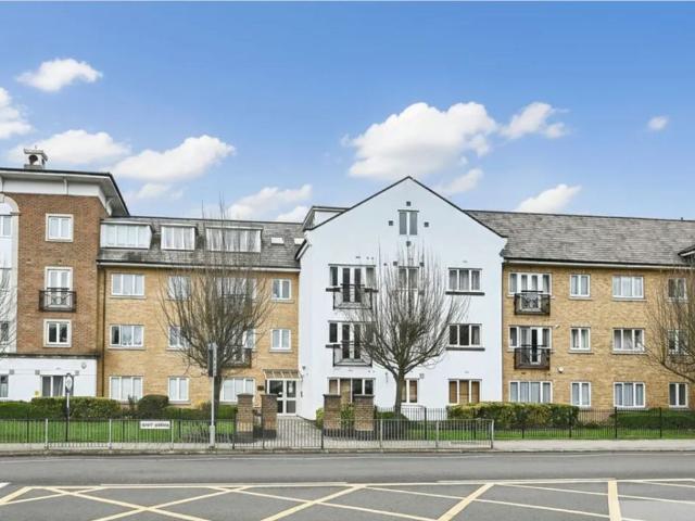 Century House, Forty Avenue, Wembley HA9, 2 bed flat to rent, £2,000 pcm | PrimeLocation