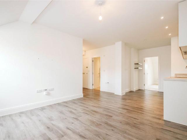 Century Place, St. Paul Street, City Centre, Bristol BS2, 2 bed flat to rent, £1,500 pcm | PrimeLocation