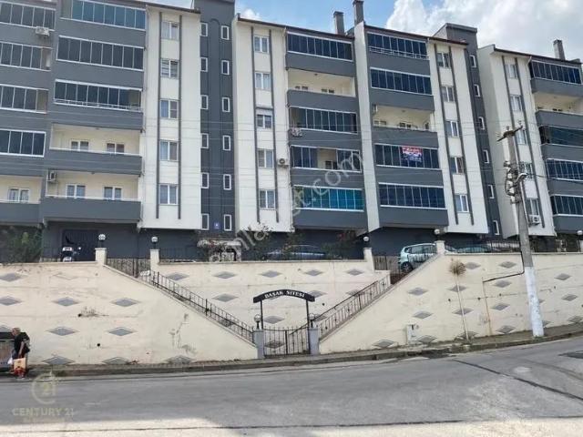 Century 21 Bal'dan Adnan Mendereste Kiralık 3+1 Daire