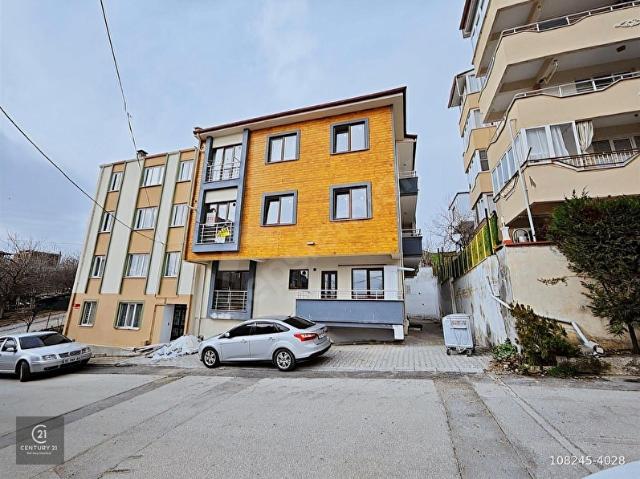 CENTURY 21 BAL'DAN DİNKÇİLER MAH. SATILIK EŞYALI 1+1 DAİRE
