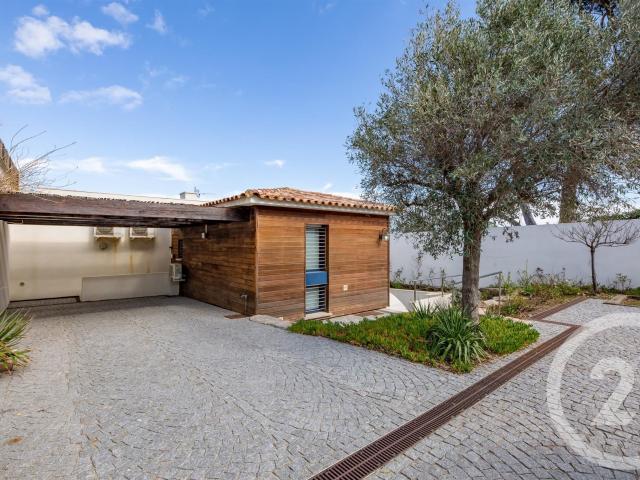 Century 21 Donzica Immobilier vous propose à la vente une pr. 134m² Sainte Maxime