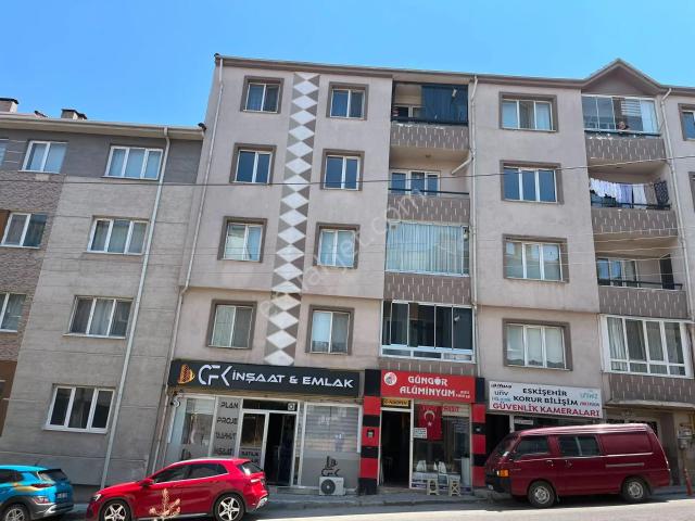 Century 21 Vizyondan Şirintepe'de Satılık 3+1 Daire