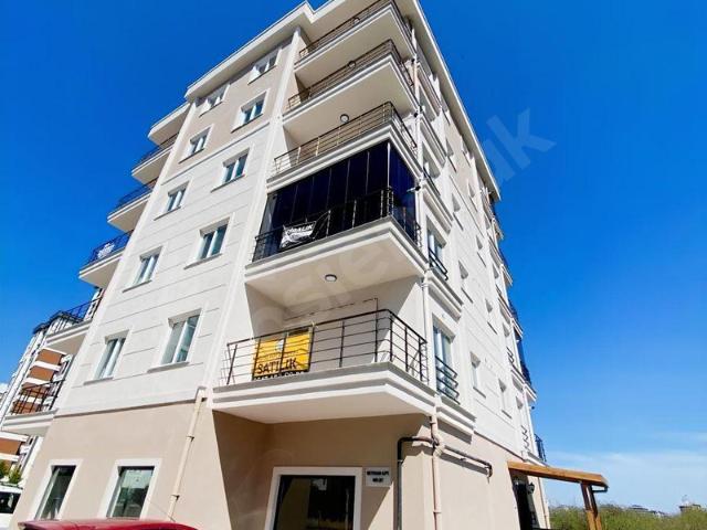 CENTURY 21'DEN CUMHURİYETTE 1+1 SATILIK DAİRE!