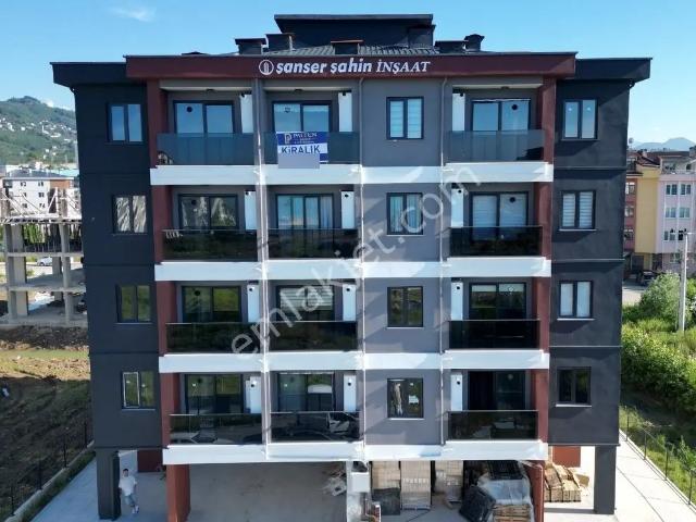 Century 21'den Denize Yürüme Mesafesinde 1+1 Kiralık Daire !
