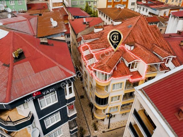 Century 21'den Şehir Merkezinde Kiralık 2+1 Çatı Katı Daire!