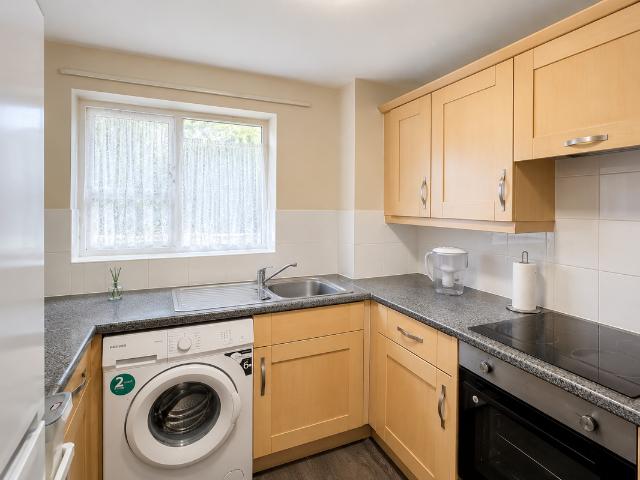 Centurion Court, Rushgrove Street, London SE18, 2 bed flat to rent, £1,650 pcm | PrimeLocation