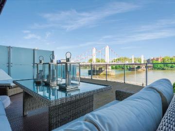 Centurion Building, Chelsea Bridge Wharf, Queenstown Road, Battersea SW11, 2 bed flat to rent, £5,250 pcm | PrimeLocation