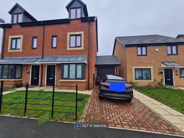 Centurion Road, Birmingham B38, 3 bed semi detached house to rent, £1,800 pcm | PrimeLocation