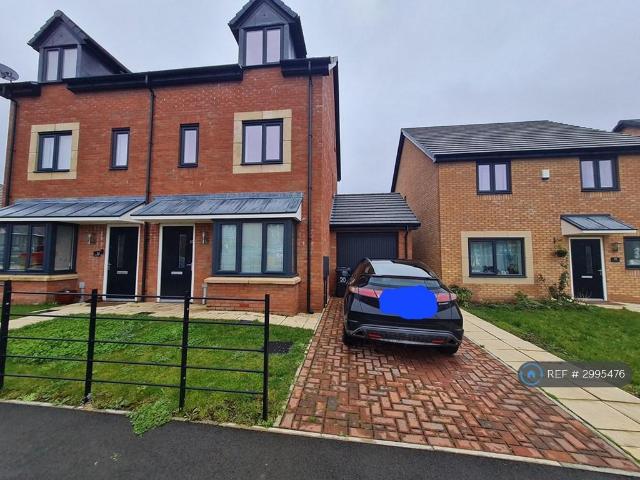 Centurion Road, Birmingham, B38 3 bed semi detached house to rent £1,800 pcm £415 pw