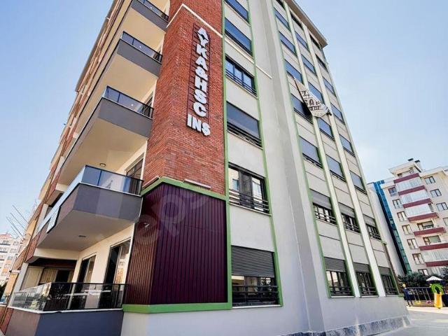 CENGİZLER'den KIRBAŞI CAD.SATILIK 4+1 DAİRE