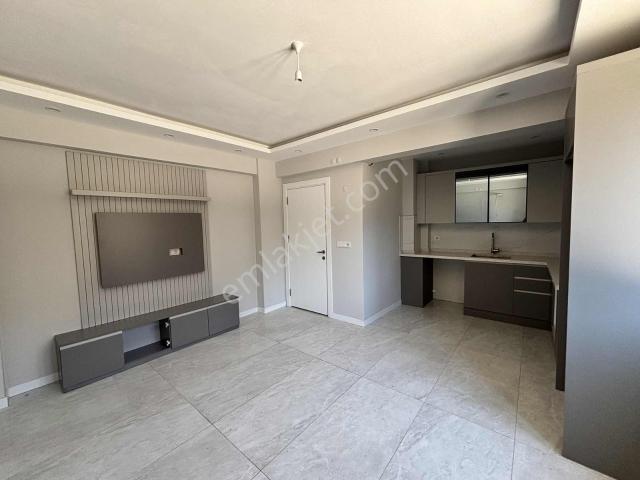 Cengiz Topel Mahallesinde Kiralık 59m2 Daire 1+1