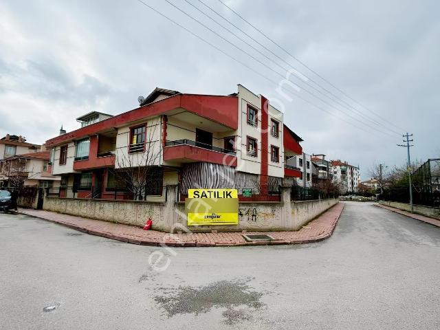 Cengizler Gayrimenkul'den Gaziosmanpaşa'da 4+1 Ters Dublex