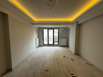 Cennet İtfaye Karşısı 3+1 Sıfır Otoparklı Binada