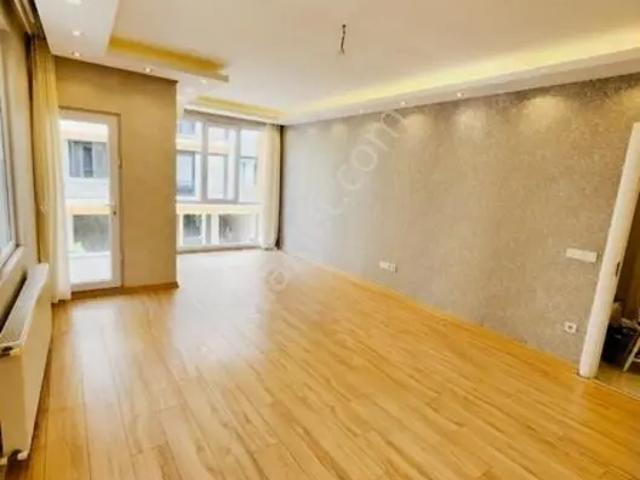 Cennet Mahallesi Metrobüsün Yanında Yeni Binada Kiralık Daire