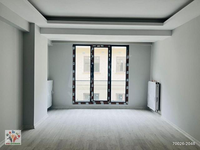 CENNET MAH'DE SIFIR BİNA'DA OTOPARKLI ASANSÖRLÜ 3+1 120M2 DAİRE