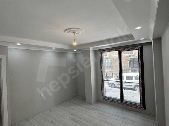 CENNET YEŞİLOVADA SIFIR BİNADA KİRALIK 2+1 DAİRE