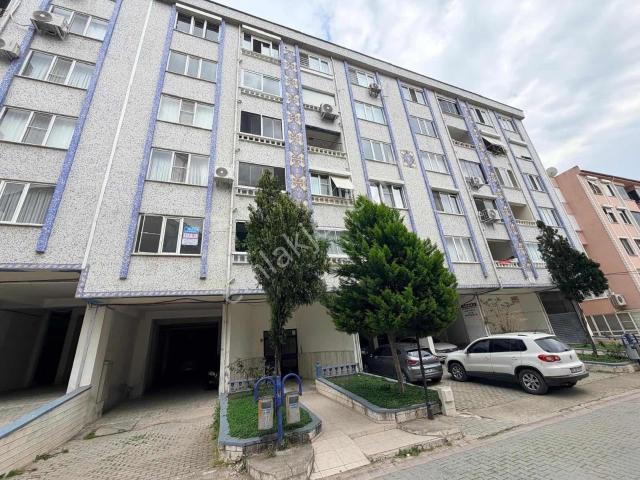 Cennetayağı Mahallesi'nde 3+1 Kiralık Daire