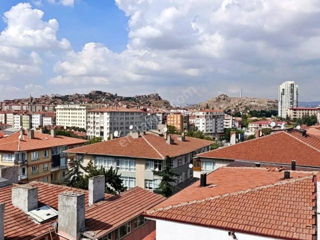Cebeci Göbekte Metro Durağına 2 Bina Katta/asansörlü 2+1 Kiralık