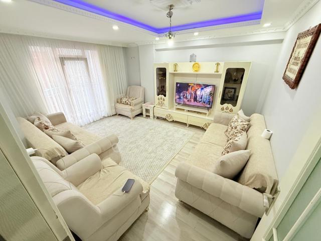 Cebeci Mah. Caddeye Yakın 2+1 100m2 Satılık 2.kat Daire