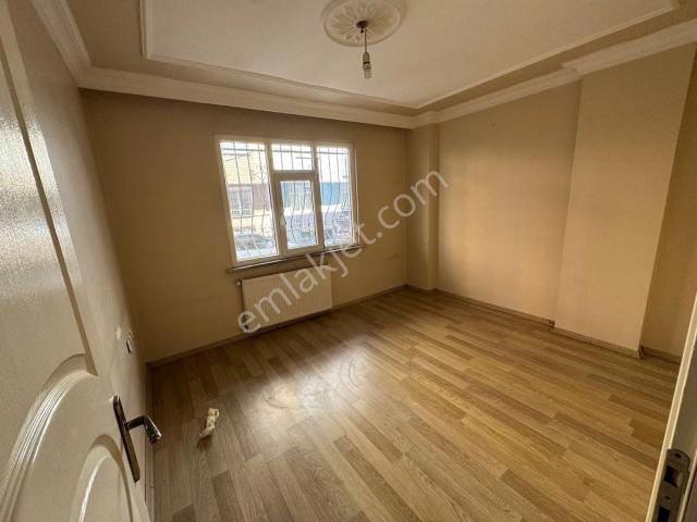 Cebeci Mah 2+1 85 M2 Hükümet Konağına Yakın Temiz Kiralık Yüksek Giriş Daire