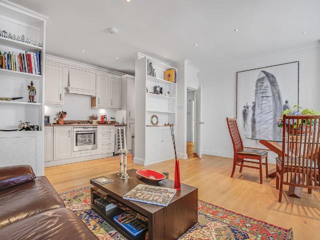 Cecil Court, Fawcett Street SW10, 2 bed flat to rent, £4,100 pcm | PrimeLocation