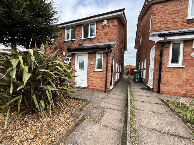 Cecil Drive, Oldbury B69, 2 bed flat to rent, £850 pcm | PrimeLocation