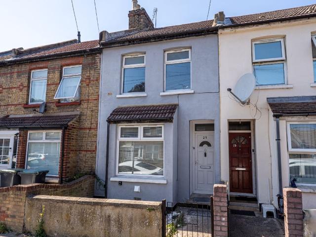 Cecil Road, Gravesend, Kent DA11, 3 bed terraced house to rent, £1,600 pcm | PrimeLocation