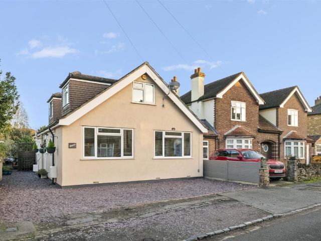 Cecil Road, Iver SL0, 4 bed detached bungalow to rent, £2,500 pcm | PrimeLocation