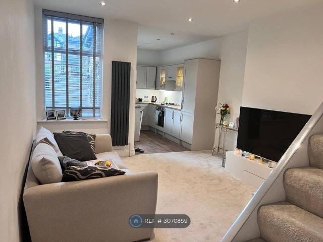 Cecil Street, Harrogate HG1, 2 bed terraced house to rent, £1,000 pcm | PrimeLocation