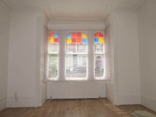 Cecile Park, London N8, 2 bed flat to rent, £2,600 pcm | PrimeLocation