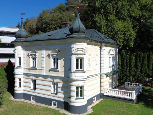 Ceconi Villa, exklusives Stadthaus in Salzburg mit großem Garten und Zubaumöglichkeit!