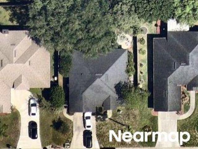 Cedar Trace Dr N