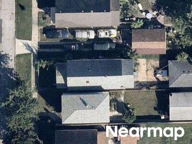 Cedar Ave