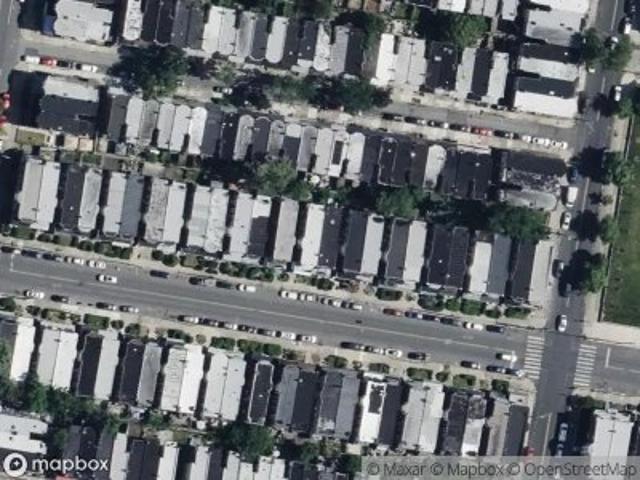 Cedar Ave