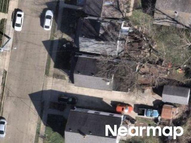 Cedar Ave