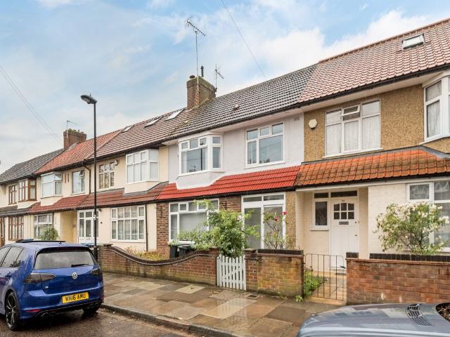 Cedar Avenue, Enfield EN3, 4 bed terraced house to rent, £2,800 pcm | PrimeLocation