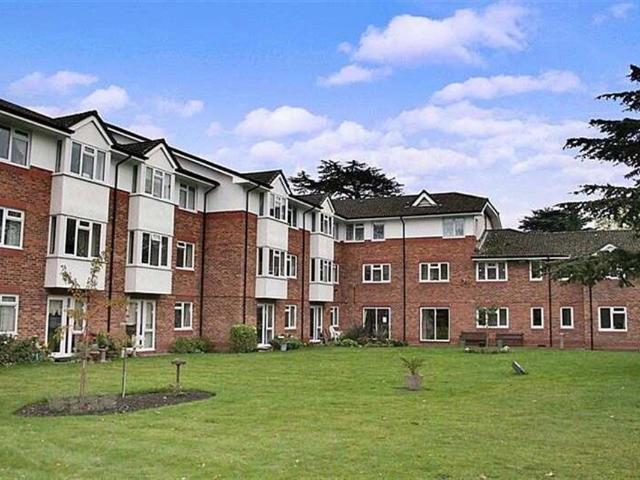 Cedar Court, Addlestone KT15, 2 bed flat to rent, £1,295 pcm | PrimeLocation