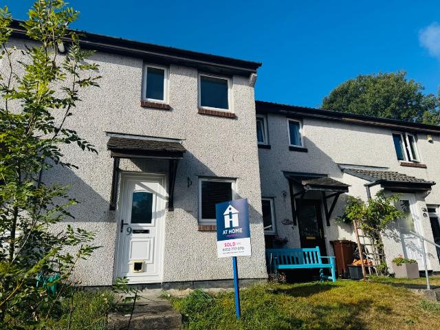Cedar Close, Torpoint PL11, 2 bed terraced house to rent, £900 pcm | PrimeLocation