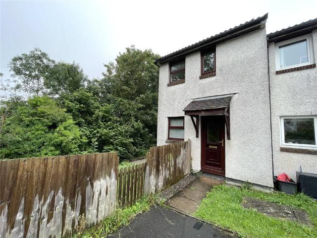 Cedar Close, Cornwall PL11 2 bed end of terrace house to rent £925 pcm £213 pw