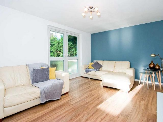 Cedar Gardens, Sutton, SM2 2 bed apartment to rent £1,599 pcm £369 pw