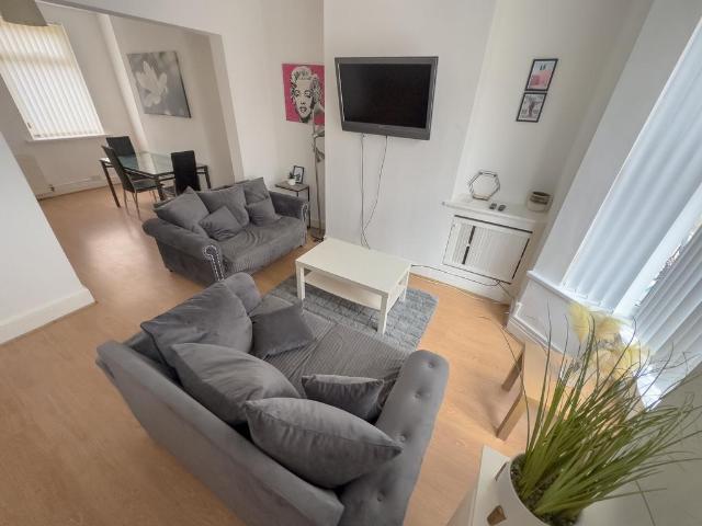 Cedar Grove, L8 0SN, 2 bed house to rent £1,170 pcm £270 pw