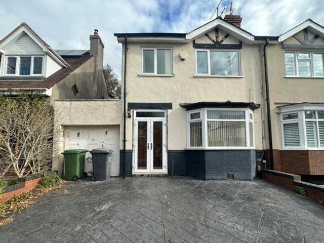 Cedar Grove, Penn Fields, 3 Bedroom Semi detached