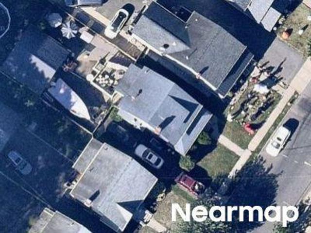 Cedar Hill Ave