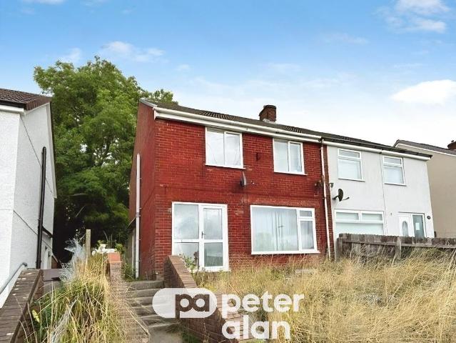 Cedar Road, Newport NP11, 3 bed property to rent, £900 pcm | PrimeLocation
