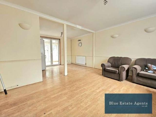 Cedar Road, Hounslow, TW4