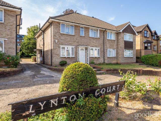 Cedar Road, Sutton SM2, 2 bed flat to rent, £1,900 pcm | PrimeLocation