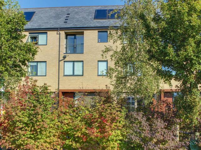 Cedar Road, Trumpington, Cambridge CB2, 4 bed terraced house to rent, £2,700 pcm | PrimeLocation