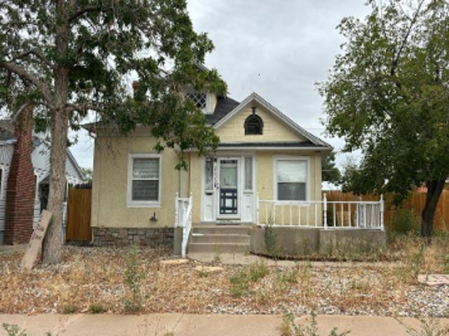 Cedar St